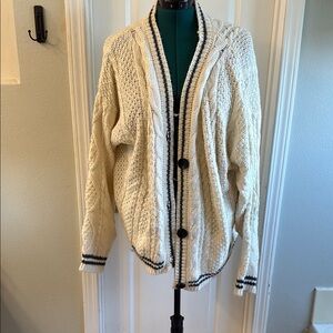 Taylor Swift THE Cardigan
